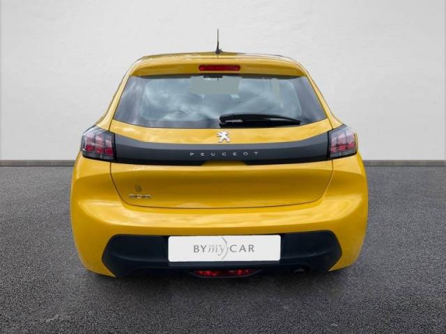 Peugeot 208 image 6