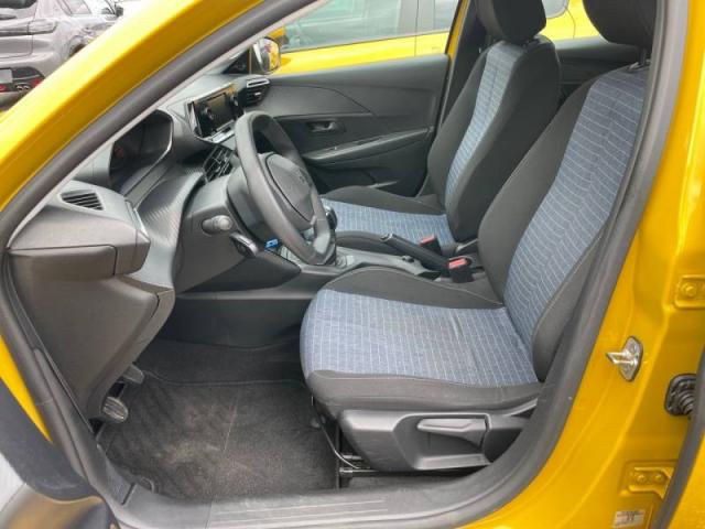Peugeot 208 image 3