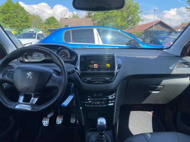 Peugeot 2008 image 1