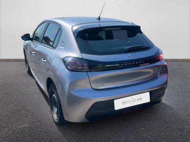 Peugeot 208 image 6