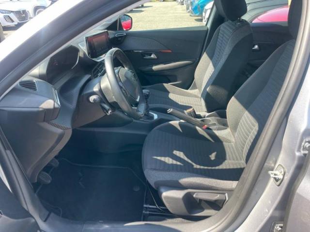 Peugeot 208 image 3