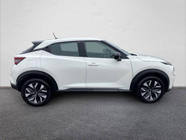 Nissan Juke image 4