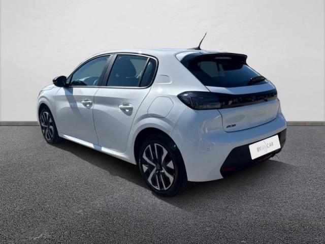 Peugeot 208 image 8