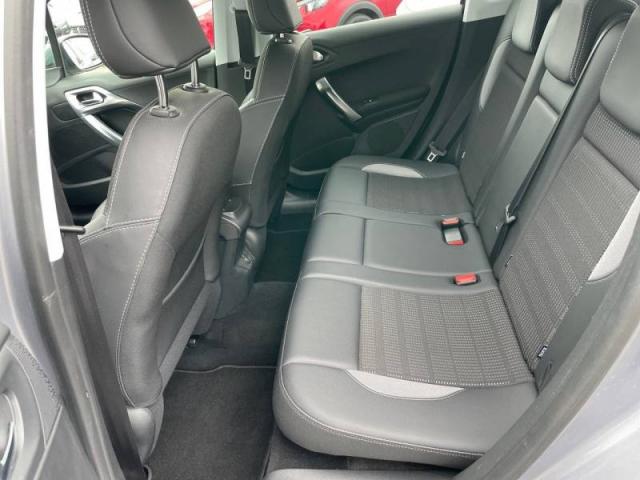 Peugeot 2008 image 9