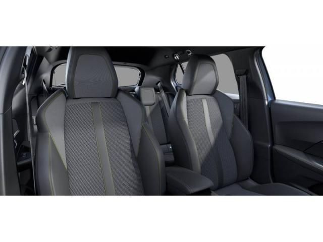 Peugeot 2008 image 8