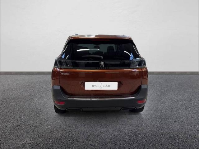 Peugeot 5008 image 2
