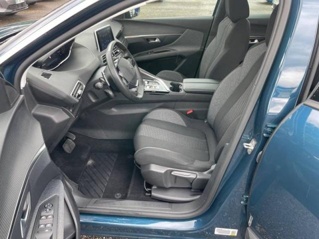 Peugeot 3008 image 3