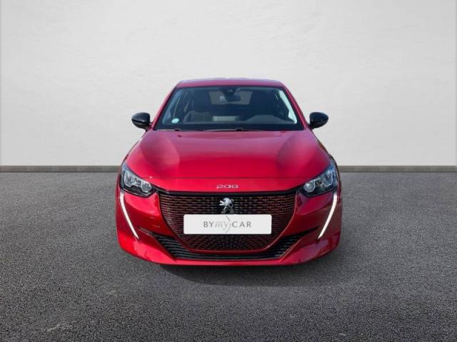 Peugeot 208 image 8