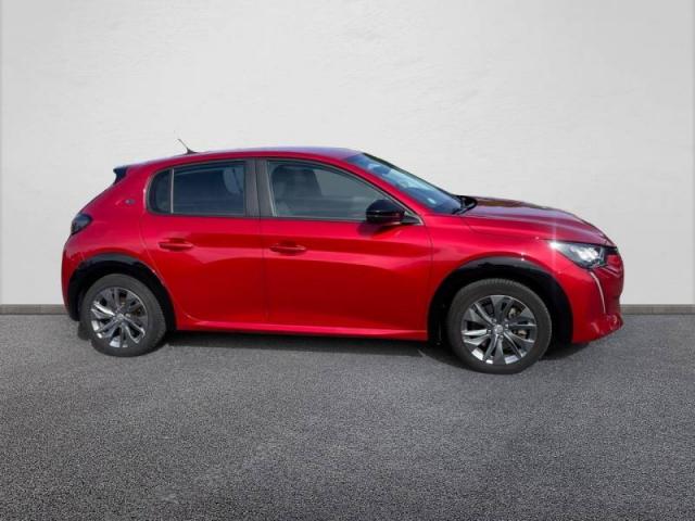 Peugeot 208 image 1