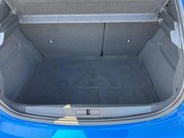 Peugeot 208 image 5
