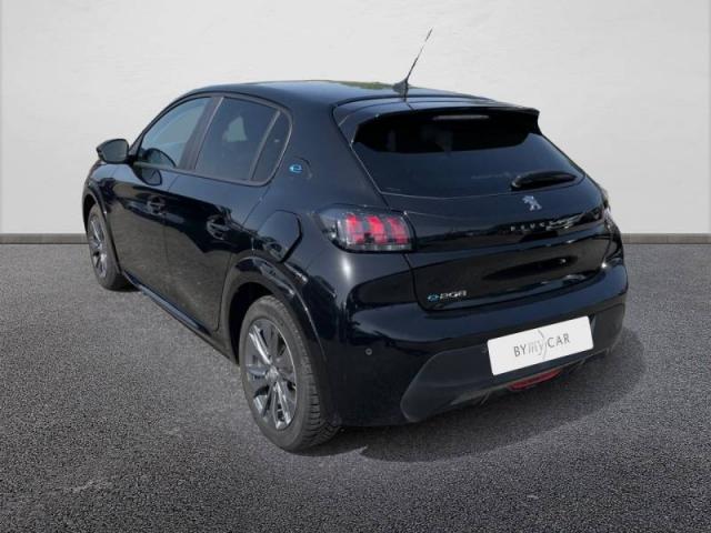 Peugeot 208 image 6