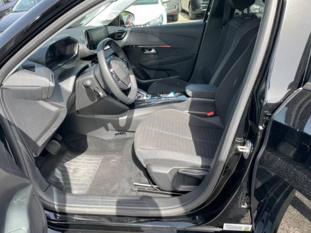 Peugeot 208 image 1
