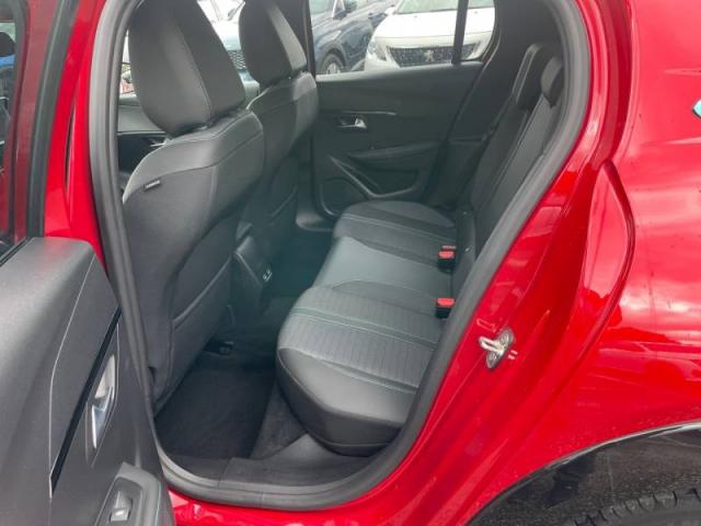 Peugeot 208 image 1