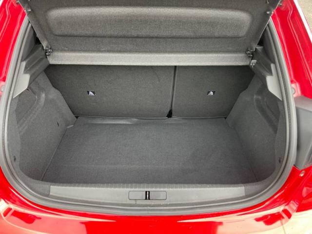 Peugeot 208 image 4