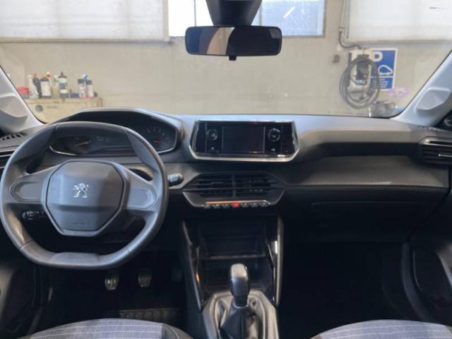 Peugeot 208 image 4