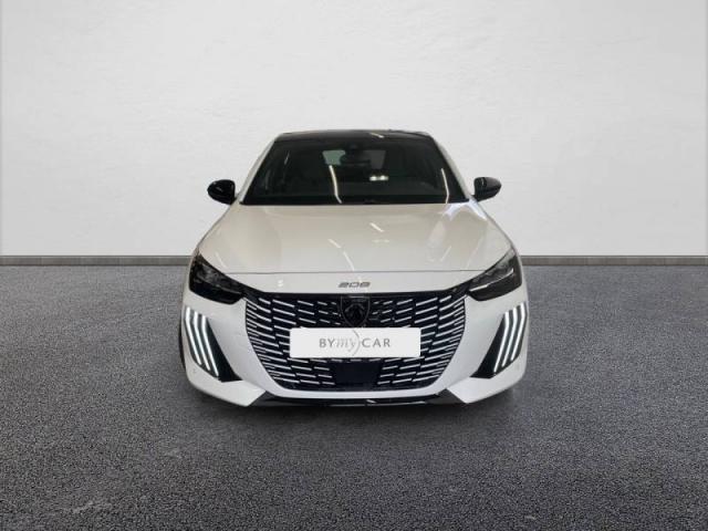 Peugeot 208 image 9