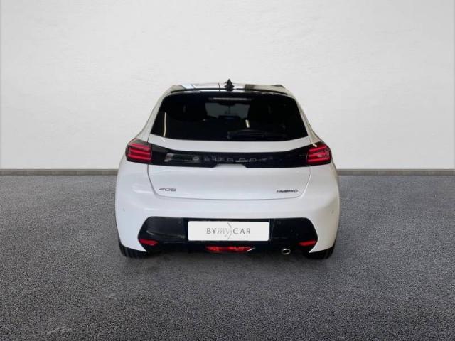 Peugeot 208 image 1