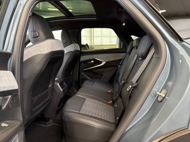 Peugeot 3008 image 1