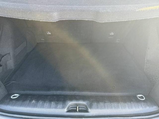 Peugeot 2008 image 5