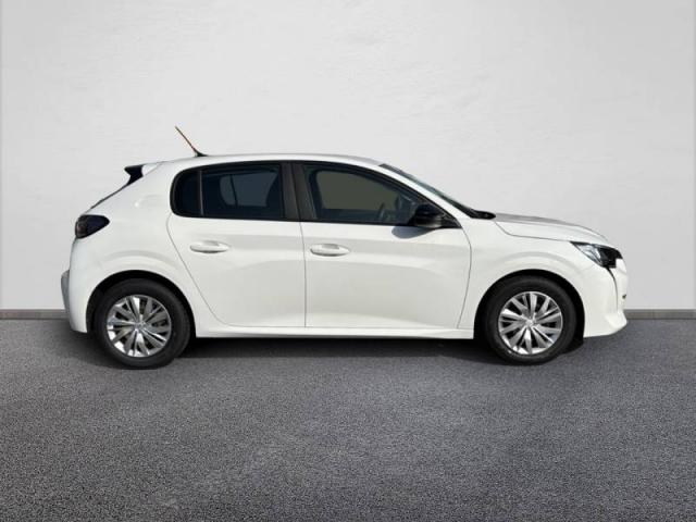Peugeot 208 image 9