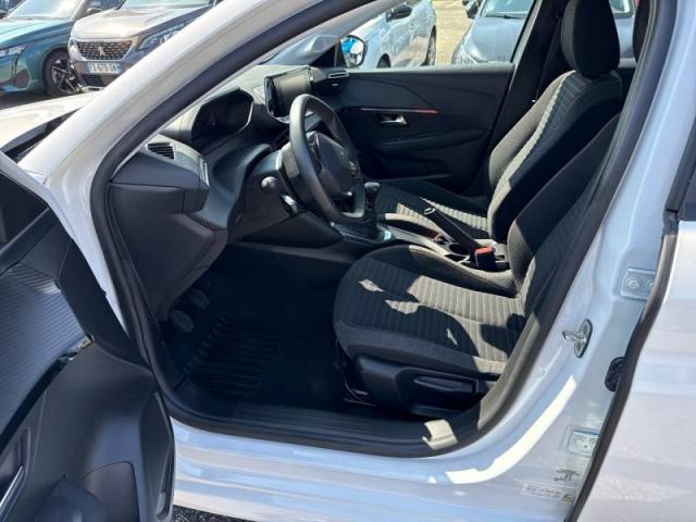 Peugeot 208 image 3