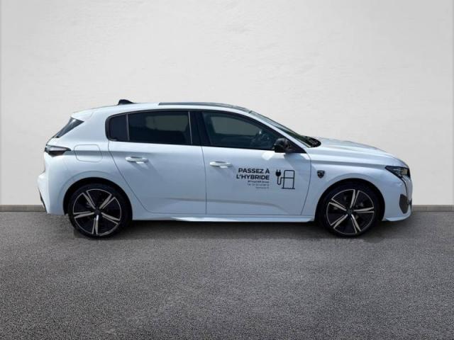 Peugeot 308 image 1