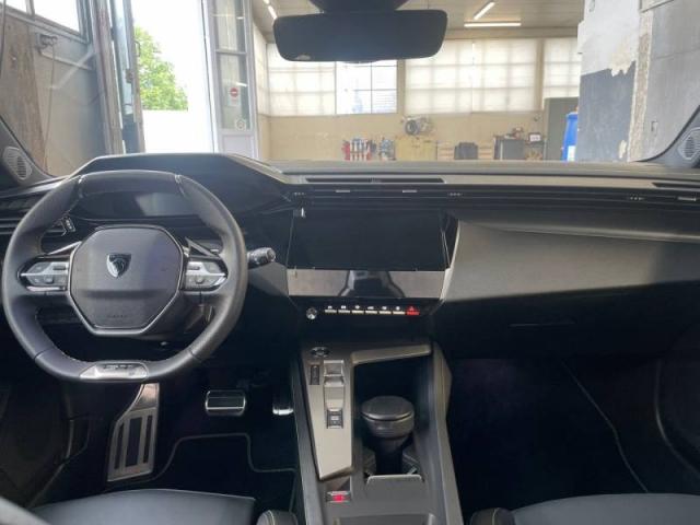 Peugeot 308 image 9