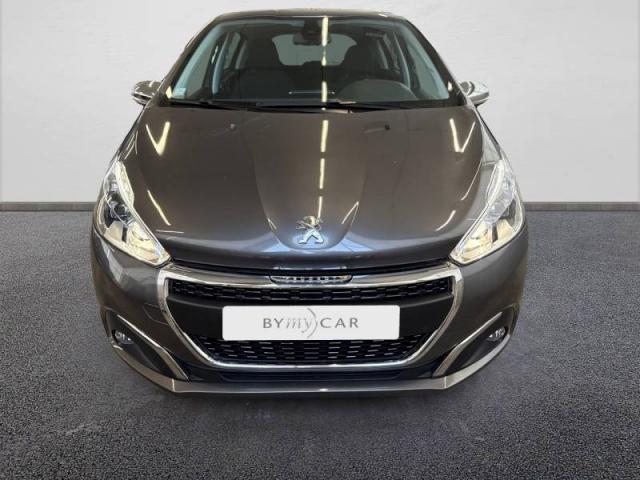 Peugeot 208 image 6