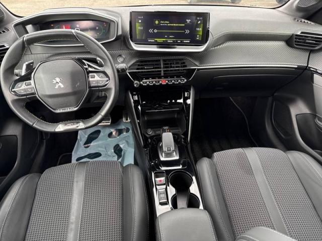 Peugeot 208 image 5