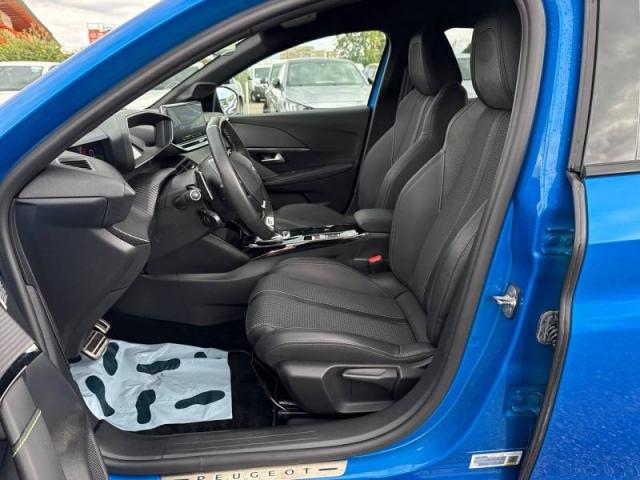 Peugeot 208 image 4