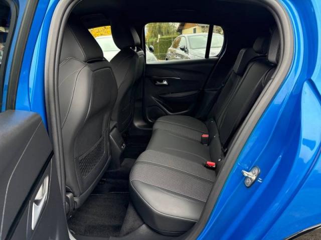 Peugeot 208 image 9