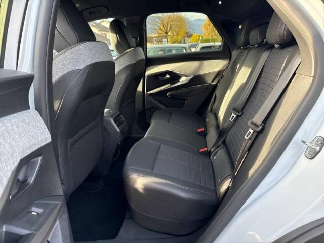 Peugeot 3008 image 2