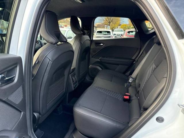 Renault Captur image 8