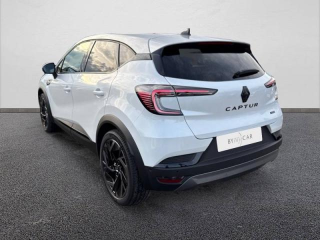Renault Captur image 2
