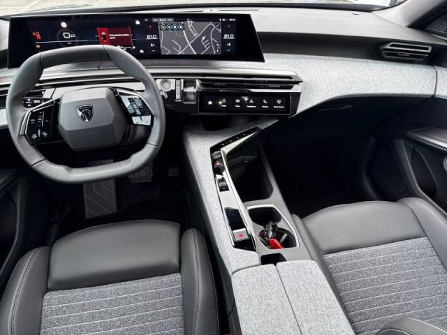 Peugeot 3008 image 1