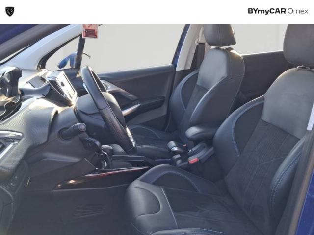 Peugeot 2008 image 2