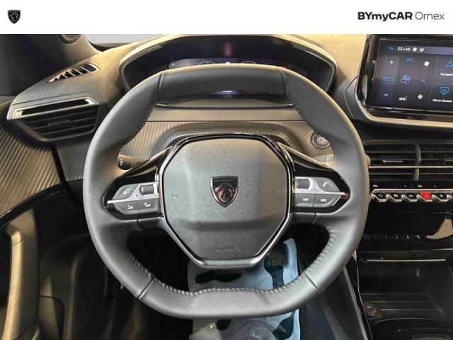 Peugeot 2008 image 9