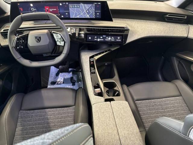 Peugeot 3008 image 2