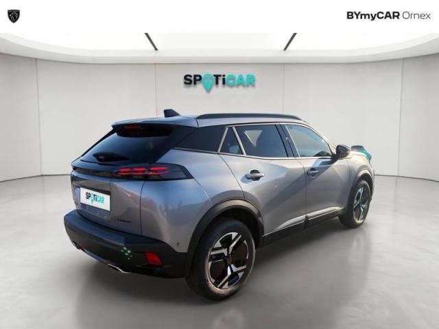 Peugeot 2008 image 2