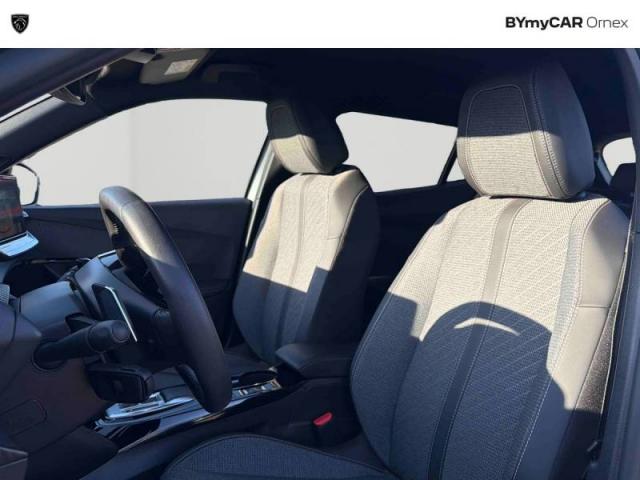 Peugeot 2008 image 3