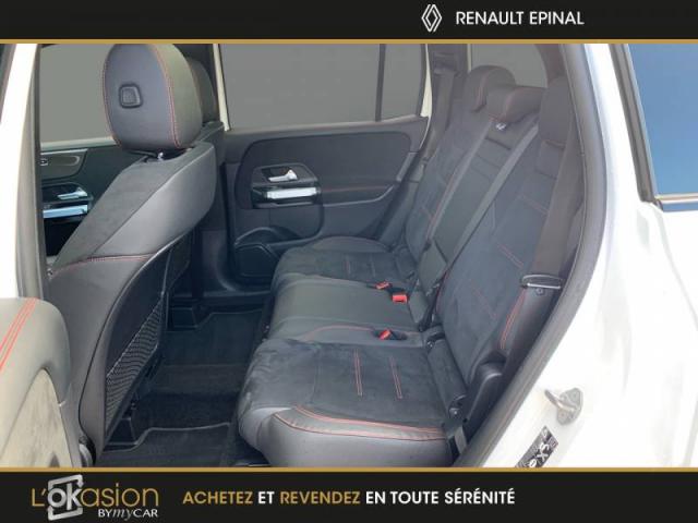 Mercedes Benz Glb image 9