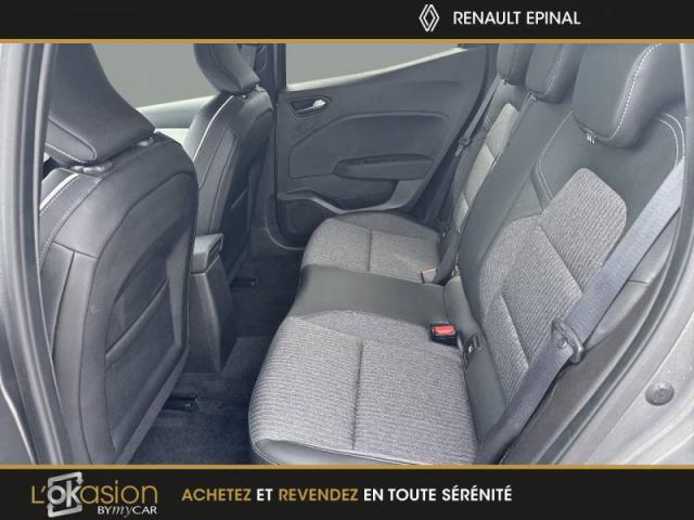Renault Clio image 2