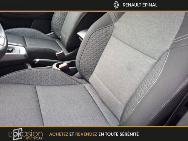 Renault Captur image 1