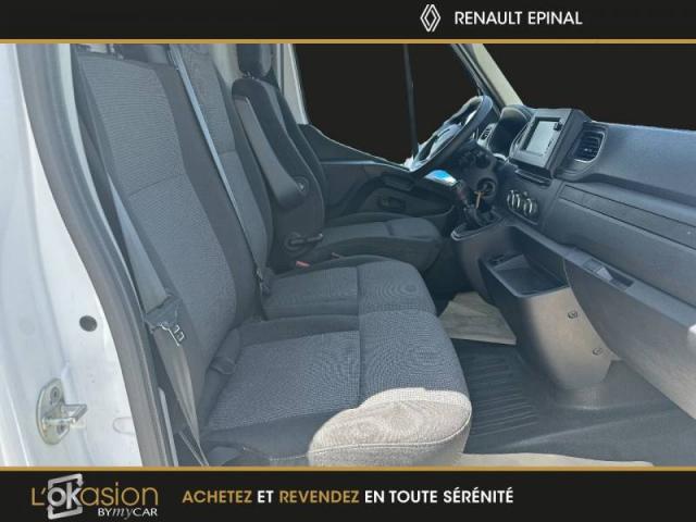 Renault Master image 8