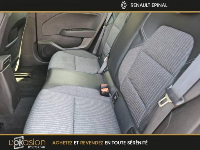 Renault Clio image 2