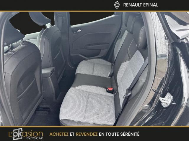 Renault Clio image 8