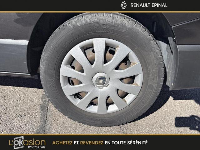 Renault Trafic image 1