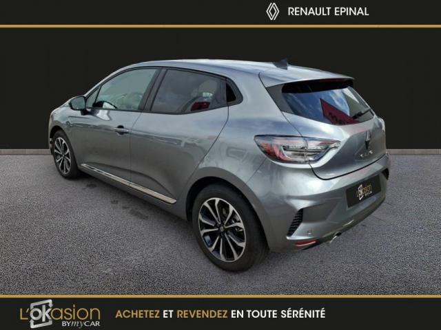 Renault Clio image 2