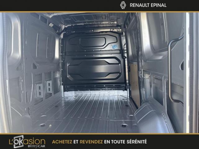Renault Master image 7