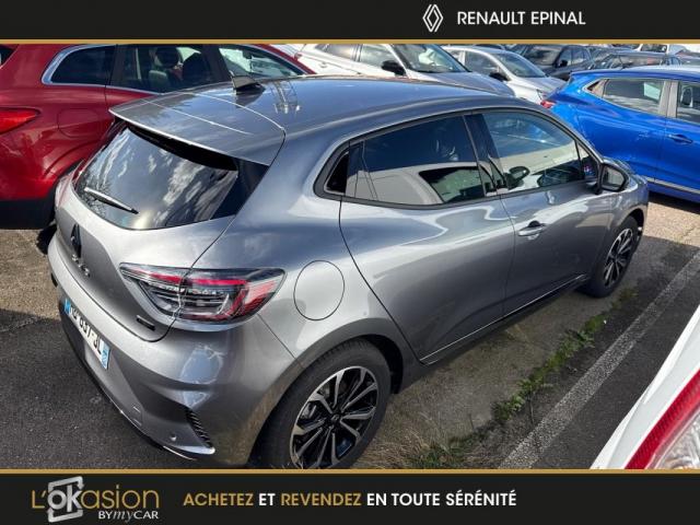 Renault Clio image 2